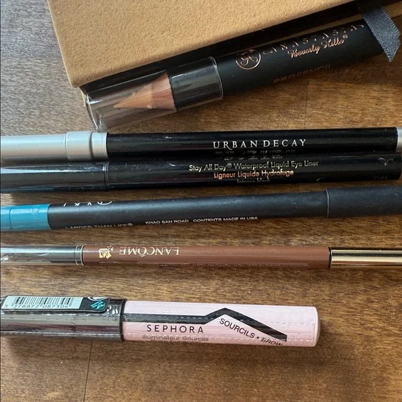 Makeup bundle - Picture 7 of 7